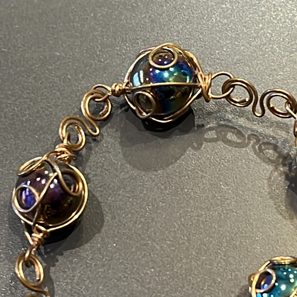 Closing closer make offer.vintage art glass ball copper chunky bracelet